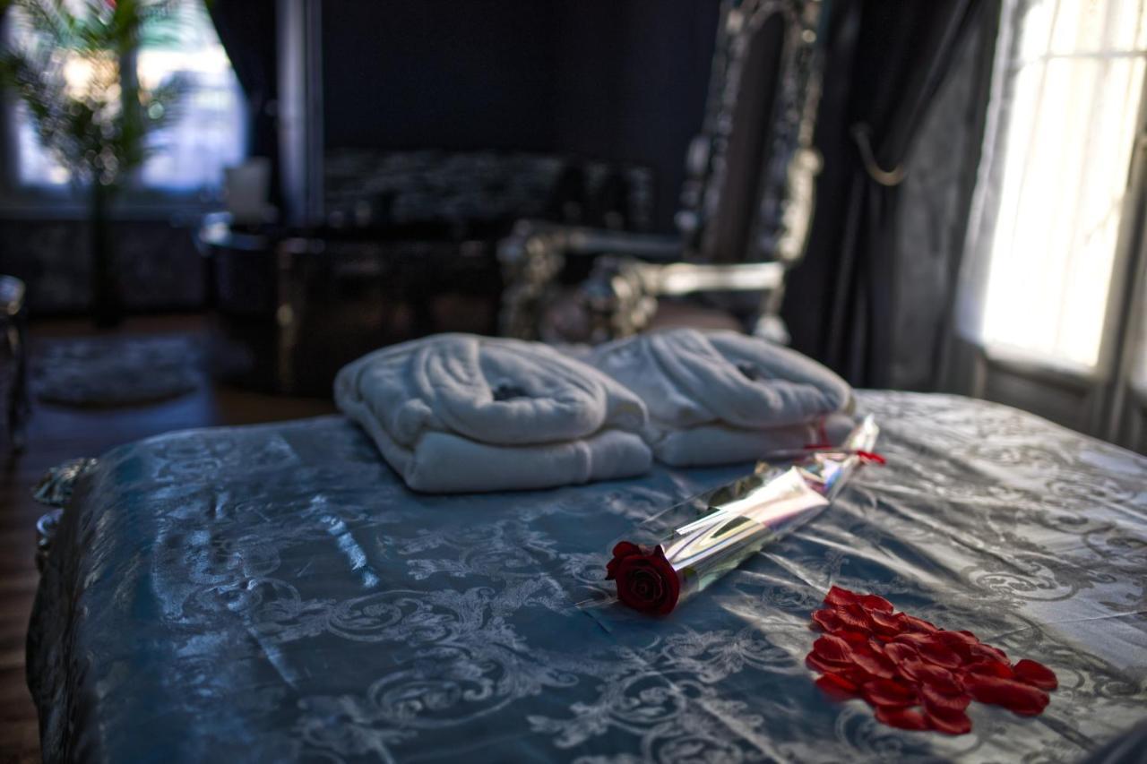 Nuit Romantique - Jacuzzi - Beziers - Romance Royale 外观 照片